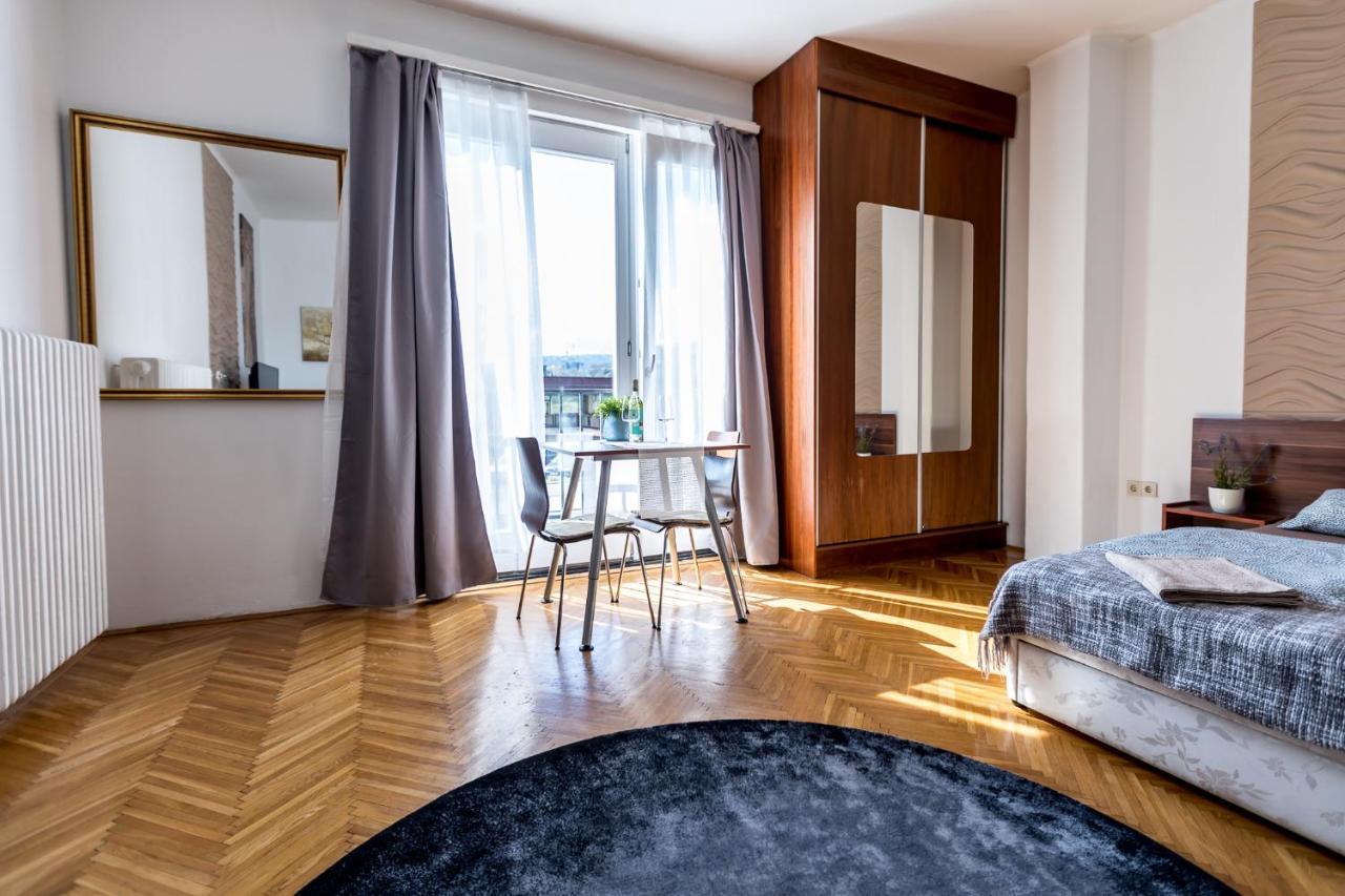Danube Apartment Budapeste Exterior foto