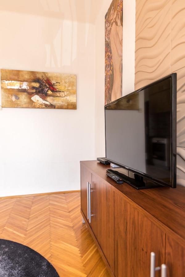 Danube Apartment Budapeste Exterior foto
